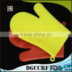 NBRSC QC Staffs Ensure Perfect For Use Silicone Kitchen Gloves Eco-friendly Silicone Baking Gloves Kitchen Glove thumbnail-3