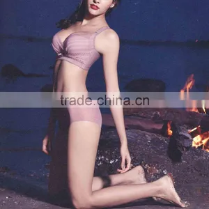 Sexy Women in Sexy Lingeire and Bra Set Perfect Body Shaper Underwear thumbnail-1