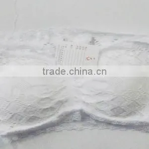 Lace Strapless Padded Seamless Underwear Bra thumbnail-1
