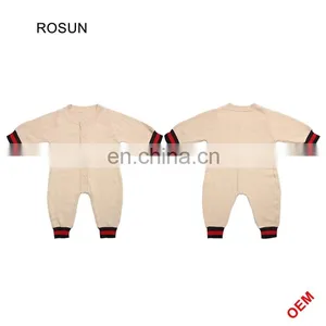 Guangzhou Factory White Hand Knit Wool Designs Baby Boy Sweater thumbnail-3