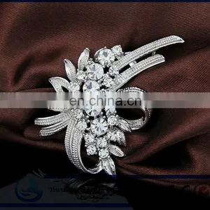 Pin for the Wedding Wedding Jewelry Fashionable Woman Rhinestone Brooches Silver Brooch Clear Crystal Flower thumbnail-1