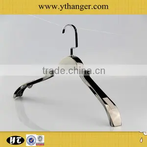Hot Sale Shiny Plastic Hanger for Clothes Supplier's Choice thumbnail-2