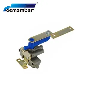 OE Member Height Control Valve 90554147 1118884 90054007 90554111 Levelling Valve for Scania thumbnail-1