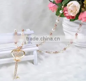 2016 Hot Sale New Fashion Simple Jewelry Women Gold Key Luxury Crown Necklace thumbnail-3