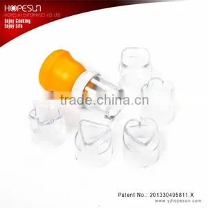 Plastic Mini Multi Function Sandwich Cutter thumbnail-1