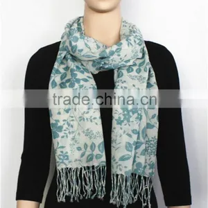 Green Floral Printed Light Wool Scarf With Fringe thumbnail-2
