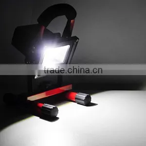 Cheapest CE ROHS Waterproof High Quality 10W 20W 30W 50W Rechargeable LED Floodlight thumbnail-6
