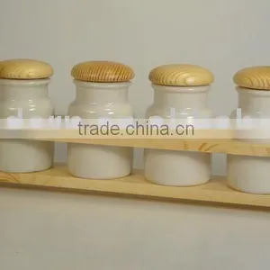 4pc Porcelain Condiment Canister Set thumbnail-1