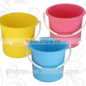 4.5L Plastic Bucket With Handle Colorful thumbnail-1