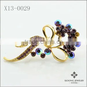 2013 Fashion Jewelry Golden Shiny Crystal Rhinestone Brooch thumbnail-1