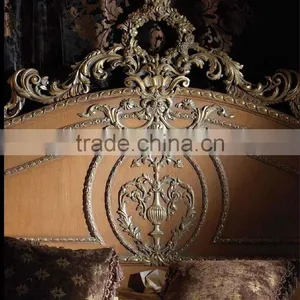 European Style Antique Noble Solid Wood Bedroom Furniture Luxury Double Bed thumbnail-2