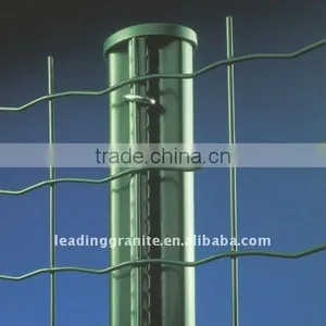 Wire Mesh Fence Pole thumbnail-1