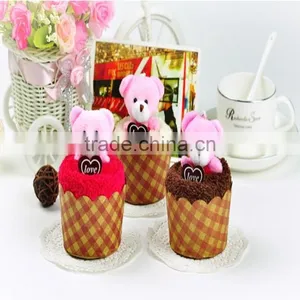 Fashion Design Luxury Cake Towel for Wedding Birthday thumbnail-4
