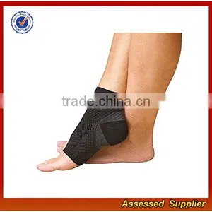Plantar Fasciitis Socks Graduated Compression Foot Sleeves With Arch and Heel Support Treatment for Men & Women JH65 thumbnail-1
