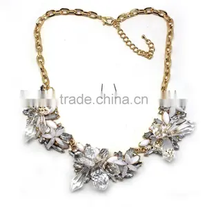 2015 Flower Necklace African Beads Jewelry Set Made in China Acrylic Glass Jewelry Set Necklace and Stud Earrings Wholesale thumbnail-3