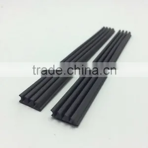 Anti-ozone Rubber Industrial Door Trim Seal thumbnail-1