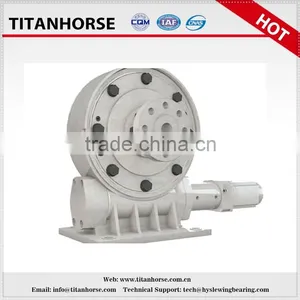 Single Axis Slew Drive With Double Flange for Concentrate Photovoltaic thumbnail-1