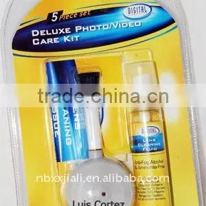 Deluxe Camera and Vidicon Cleaning Kit thumbnail-1