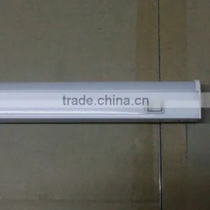 China Factory Integrated T5 LED Tube 10W With Switch High PF 100lm/w CE and Rohs t5 Led Tube thumbnail-6