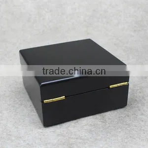 Made In China Luxury Customzied Real Wood Watch Packaging Box thumbnail-3