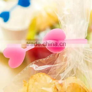 Hot Promotional Sealing Clip Silicone Sealing Clip Plastic Bag Seal Clips thumbnail-4
