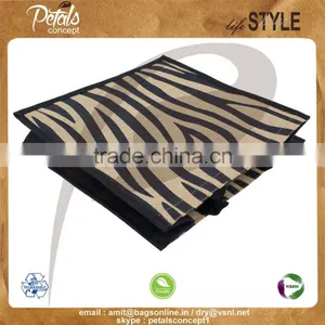 PP Laminated Jute Tote Bag With Padded Rope Handle & With One Color Two Side Zebra Texture Print thumbnail-5