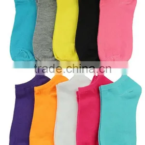 5 or 10 Pack Lady Fashion Wholesale Plain Color Cotton Ankle Socks Low Cut Socks thumbnail-1