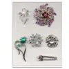 Brooch thumbnail-1
