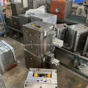 Customized Plastic Mould Making Bottle Cap Injection Mold thumbnail-4