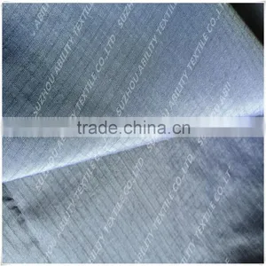 Italian Men's Suit Fabric thumbnail-6
