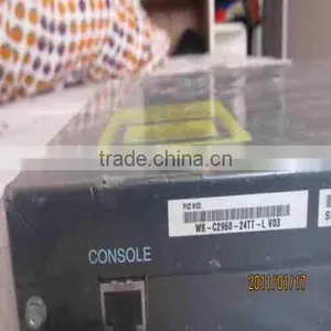 Cisco Ws-c2960-24tt-l Switch 24 Port 10/100 Switch thumbnail-1