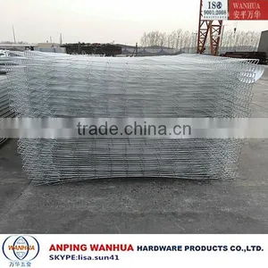 Anping Wanhua--Galvanized Bend Top Iron Wire Fence Factory ISO9001 thumbnail-2