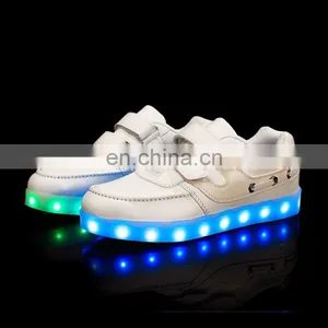Factory Wholesale Latest Design USB Rechargeable Kids LED Luminous Light Shoes Children Kids Led Shoes Sneakers thumbnail-4