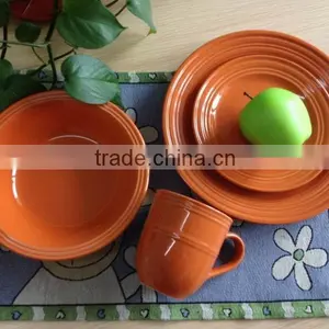 Wholesale Ceramic Tableware Dinnerware Sets With Red Solid Color thumbnail-2