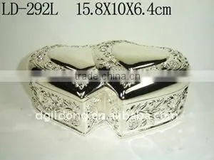 Nice Double-heart Silver Shiny Metal Necklace Box thumbnail-1