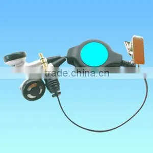 WF-169R Convenient Retractable Promotional Earphone With Clip and Microphone thumbnail-1