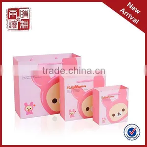Luxury Paper Gift Bag Christmas Paper Gift Bags Wholesale Christmas Gift Bags thumbnail-1