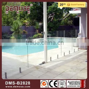 Cheap Clear or Frosted Tempered Glass Fence Panel thumbnail-1