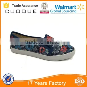 China Women Shoes Girls Leisure Canvas Shoes Vulcanized Canvas Sneaker Shoes for Girls thumbnail-1