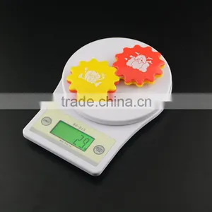 7kg/1g Digital Kitchen & Food Scale With Three Units thumbnail-1
