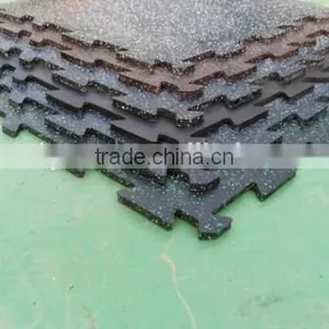 Rubber Gym Flooring thumbnail-2