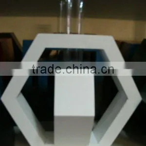 Modern Vase thumbnail-1