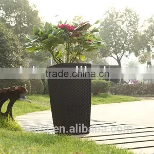 2015 Christma Ornament Self Watering Plastic Flower Pot thumbnail-4