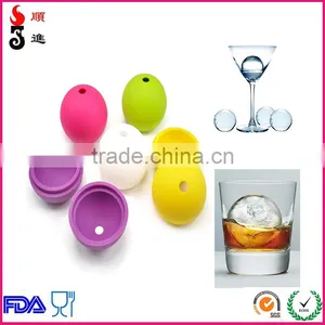 FDA-gread Silicone Soccer Shape Ice Ball Mod thumbnail-2