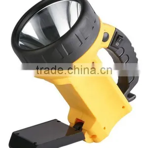 263831 180Lumen 3W LED 6V 3AH Rechargeable Lead Acid Battery Camping Light thumbnail-2