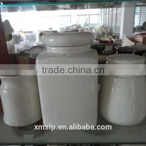 Ceramic Cupcake Jar thumbnail-1