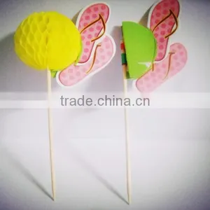 Honeycomb Figures Fixed on Printed Cards With Picks thumbnail-5