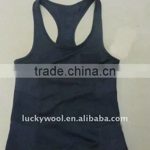 Yoga T-shirt thumbnail-1