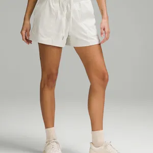 Women's Shorts thumbnail-2