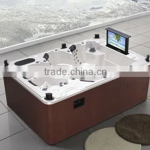 Deluxe Outdoor Spa thumbnail-1